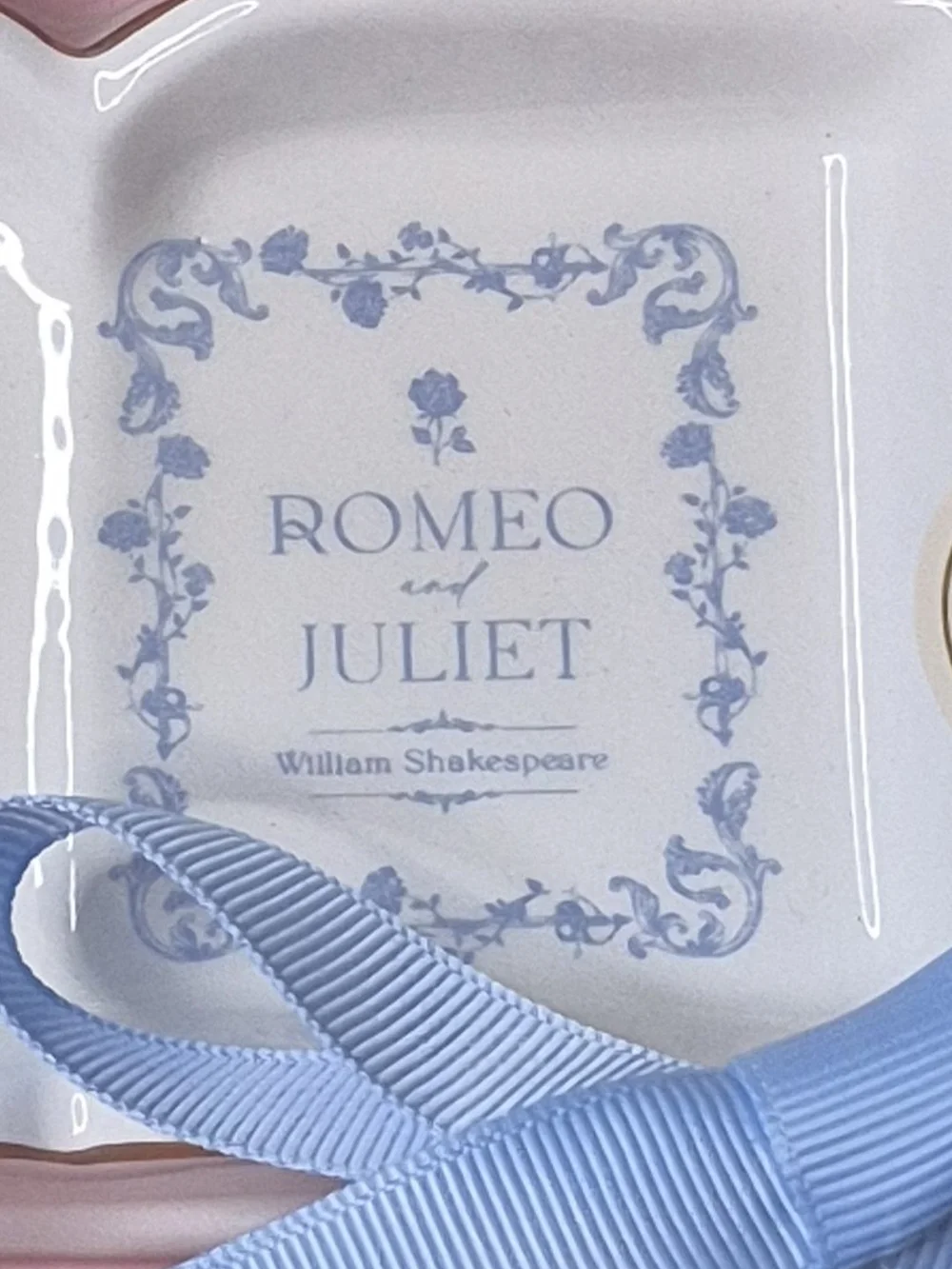 Eccolo Romeo and Juliet Book Ceramic Trinket Tray NWT